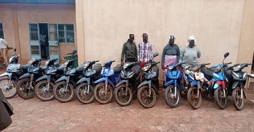 Délinquance au Burkina : Quatre voleurs de motos de parking dans les filets de la police à Bobo-Dioulasso