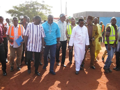 Voirie Urbaine : Éric Bougouma s’imprègne de l’état d’avancement des travaux à Bobo-Dioulasso