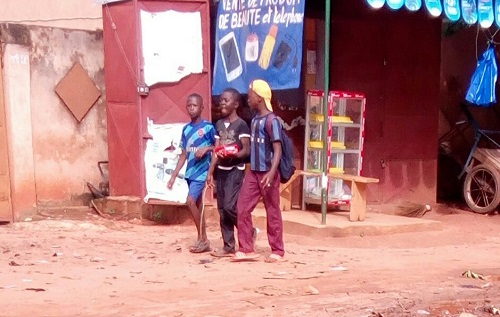 Bobo-Dioulasso : Ces élèves qui font le petit commerce pour préparer la rentrée