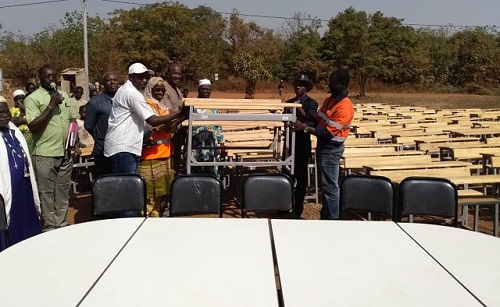 Education nationale : Wahgnion Gold Operations fait don de mobiliers scolaires à la commune rurale de Niankorodougou