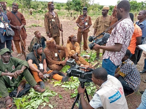 Bobo-Dioulasso : Les dozos de la sous-région invoquent les mânes pour la paix et la cohésion sociale  