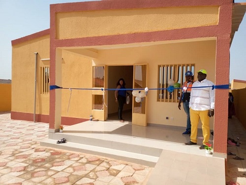 Abdoul Service International : Les travailleurs de l’ONEA reçoivent les clés de leurs logements à Bobo-Dioulasso