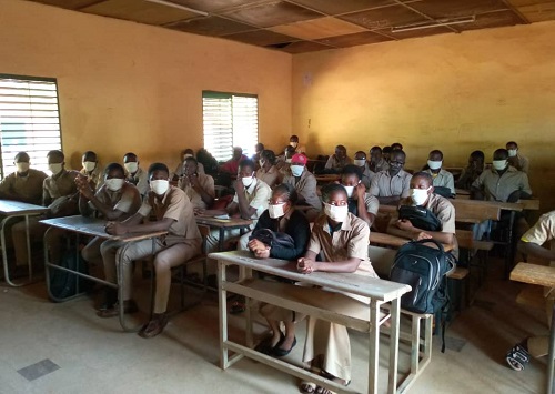Réouverture des classes d’examen à Bobo-Dioulasso : Des établissements attendent toujours les cache-nez