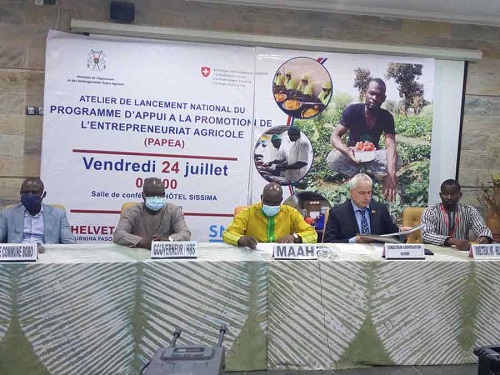 Agriculture : La première phase du Programme d’appui à la promotion de l’entrepreneuriat agricole (PAPEA) officiellement lancée