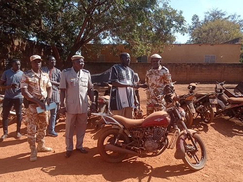 Insécurité à Bobo-Dioulasso : Des engins volés restitués à leurs propriétaires
